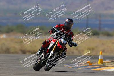 media/Sep-25-2023-Moto Forza (Mon) [[81ffa65e0a]]/B-C Group/Session 3 (Turns 16 and 17 Exit)/